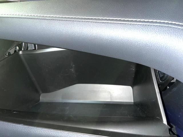 カムリ ＷＳ　ＴＲＤエアロ　純正ＯＰ１８インチアルミ　セーフティセンス　インテリジェントクリアランスソナー　純正８インチディスプレイオーディオ　バックカメラ　ハーフレザー　パワーシート　革巻きステアリング　禁煙車（68枚目）