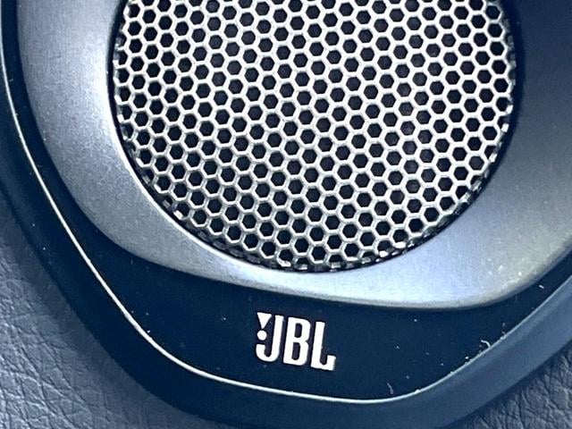 スープラ ＳＺ－Ｒ　ＪＢＬ　プリクラッシュ　レーダークルーズ　ブラインドスポット　６灯式ＬＥＤヘッド　ブラックアルカンターラコンビシート　パワーシート　シートヒーター　純正ナビ　バックカメラ　純正１８インチＡＷ　禁煙車（3枚目）