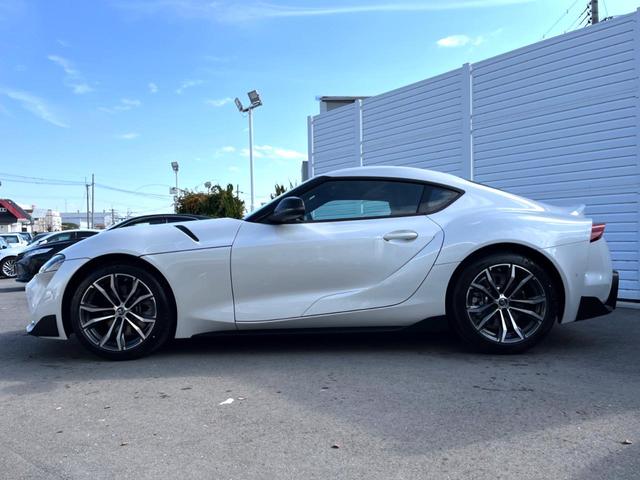 スープラ ＳＺ－Ｒ　ＪＢＬ　プリクラッシュ　レーダークルーズ　ブラインドスポット　６灯式ＬＥＤヘッド　ブラックアルカンターラコンビシート　パワーシート　シートヒーター　純正ナビ　バックカメラ　純正１８インチＡＷ　禁煙車（30枚目）