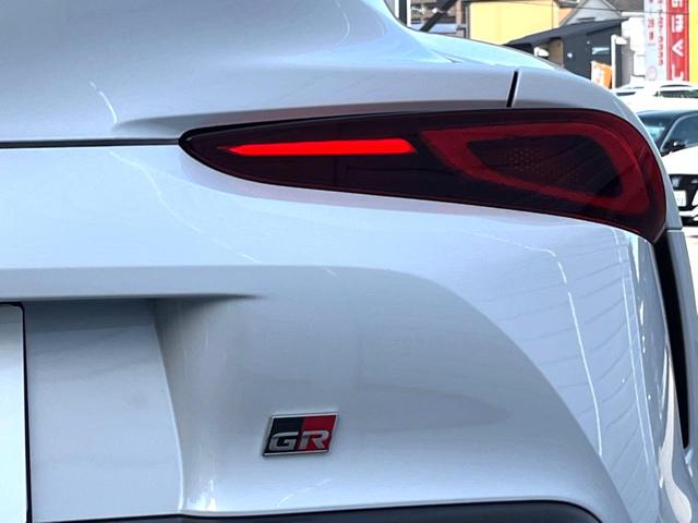 スープラ ＳＺ－Ｒ　ＪＢＬ　プリクラッシュ　レーダークルーズ　ブラインドスポット　６灯式ＬＥＤヘッド　ブラックアルカンターラコンビシート　パワーシート　シートヒーター　純正ナビ　バックカメラ　純正１８インチＡＷ　禁煙車（34枚目）