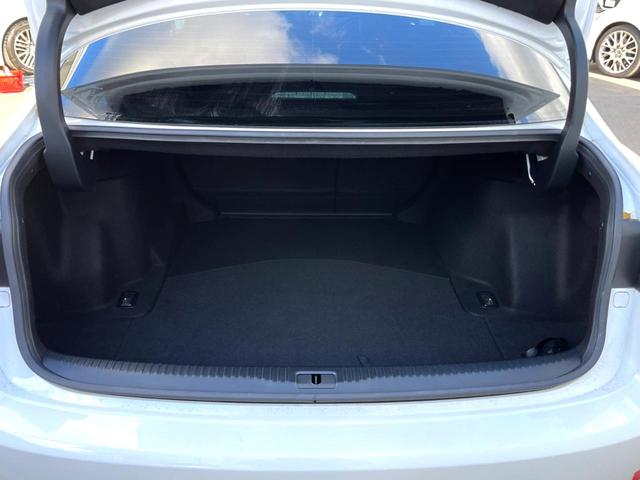 IS IS350 Fスポーツ 中期 TRDエアロ フルLEDヘッド ブラインドスポット クリアランスソナー 純正10.3インチナビ バックカメラ ブラインドスポット セーフティシステムプラス ハーフレザー パワーシート 禁煙車(12枚目)