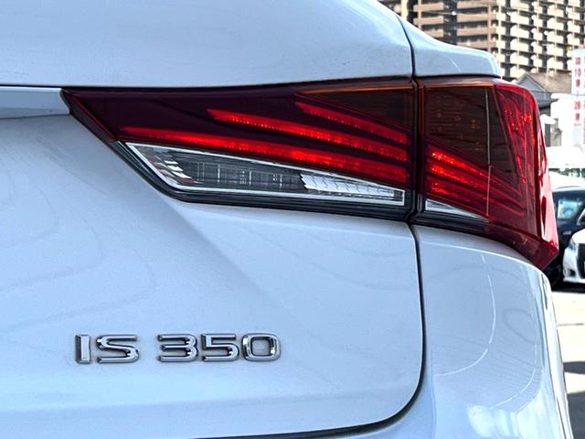 IS IS350 Fスポーツ 中期 TRDエアロ フルLEDヘッド ブラインドスポット クリアランスソナー 純正10.3インチナビ バックカメラ ブラインドスポット セーフティシステムプラス ハーフレザー パワーシート 禁煙車(33枚目)