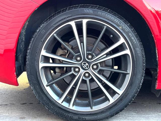 ８６ ＧＴ　ＭＴ　ｓｔｒａｄａナビ　バックカメラ　純正１７インチＡＷ　ＨＩＤヘッド　アルミペダル　デュアルオートエアコン　ＥＴＣ　クルーズコントロール　スマートキー　横滑り防止　アルミペダル　革巻きステアリング（23枚目）