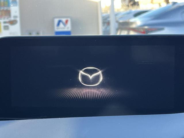 MAZDA3ファストバック 20Sプロアクティブ ツーリングセレクション 8.8インチマツダコネクト 360度ビューモニター 純正18インチAW スマートブレーキサポート パワーシート シートヒーター LEDヘッド ステアリングヒーター ブラインドスポット レーダークルーズ(4枚目)