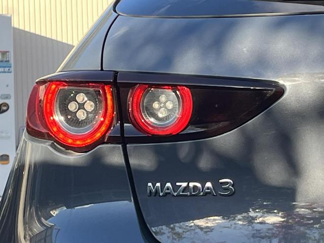 MAZDA3ファストバック 20Sプロアクティブ ツーリングセレクション 8.8インチマツダコネクト 360度ビューモニター 純正18インチAW スマートブレーキサポート パワーシート シートヒーター LEDヘッド ステアリングヒーター ブラインドスポット レーダークルーズ(28枚目)