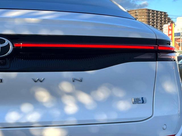 クラウンクロスオーバー Gアドバンスド・レザーパッケージ デジタルインナーミラー 黒革 純正12.3インチディスプレイオーディオ パノラミックビュー セーフティセンス パーキングサポートブレーキ 4眼LEDヘッド メモリー付パワーシート 純正21インチAW(30枚目)