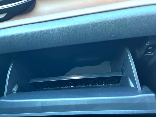 クラウンクロスオーバー Gアドバンスド・レザーパッケージ デジタルインナーミラー 黒革 純正12.3インチディスプレイオーディオ パノラミックビュー セーフティセンス パーキングサポートブレーキ 4眼LEDヘッド メモリー付パワーシート 純正21インチAW(67枚目)