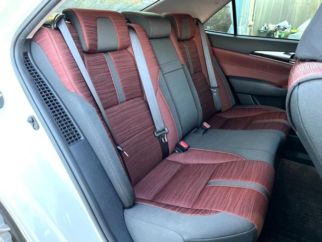 クラウンハイブリッド アスリートS ムーンルーフ アドバンストパッケージ 純正ナビ パノラミックビューモニター BBS製18インチAW HIDヘッド パワーシート シートヒーター レーダークルーズコントロール 革巻きステアリング 禁煙車(8枚目)