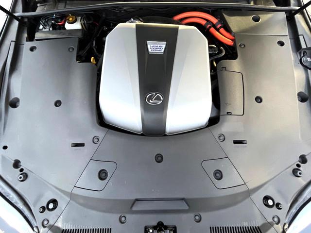 LS LS500h Fスポーツ ムーンルーフ デジタルインナーミラー モデリスタリヤスカート セーフティシステムプラスA 純正12.3インチナビ パノラミックビュー 黒革 パワーシート シートベンチレーション LEDヘッド 禁煙車(18枚目)