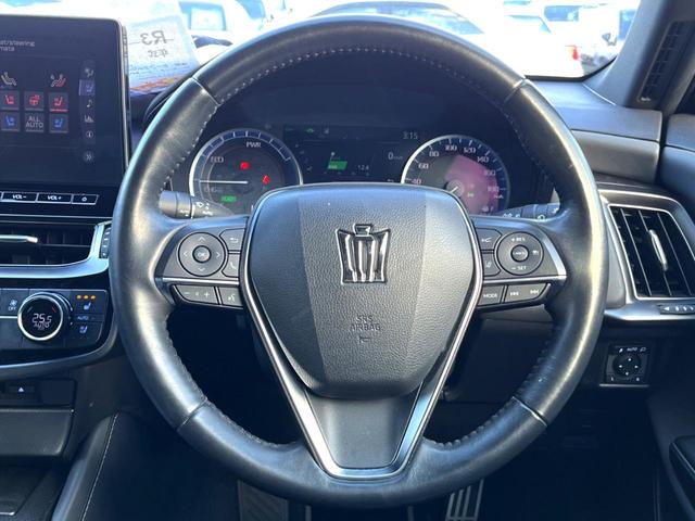 �y�����v�����X�e�A�����O�z�㎿�Ȋv���g�p���邱�ƂŁA��ɂ����������݂ƂĂ��^�]���₷���n���h���ł���