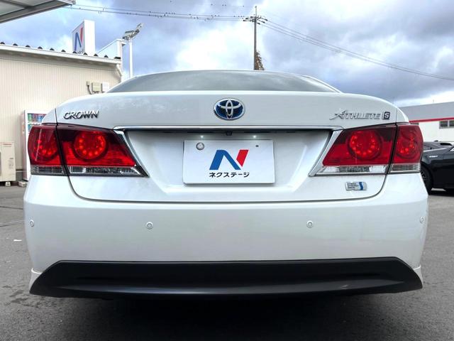 クラウンハイブリッド アスリートＳ　黒革　純正ＯＰ１８インチスパッタリングＡＷ　アドバンストパッケージ　純正ナビ　バックカメラ　インテリジェントクリアランスソナー　シートベンチレーション　ＨＩＤヘッド　レーダークルーズ　ＥＴＣ　禁煙車（16枚目）