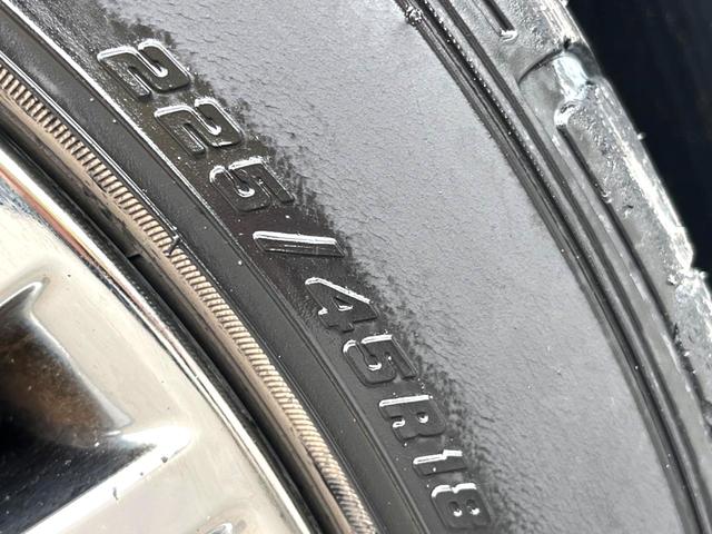 クラウンハイブリッド アスリートＳ　黒革　純正ＯＰ１８インチスパッタリングＡＷ　アドバンストパッケージ　純正ナビ　バックカメラ　インテリジェントクリアランスソナー　シートベンチレーション　ＨＩＤヘッド　レーダークルーズ　ＥＴＣ　禁煙車（24枚目）