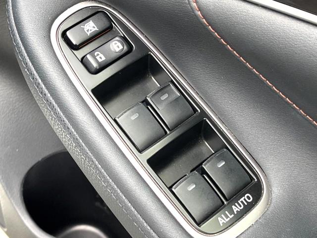 クラウンハイブリッド アスリートＳ　黒革　純正ＯＰ１８インチスパッタリングＡＷ　アドバンストパッケージ　純正ナビ　バックカメラ　インテリジェントクリアランスソナー　シートベンチレーション　ＨＩＤヘッド　レーダークルーズ　ＥＴＣ　禁煙車（41枚目）