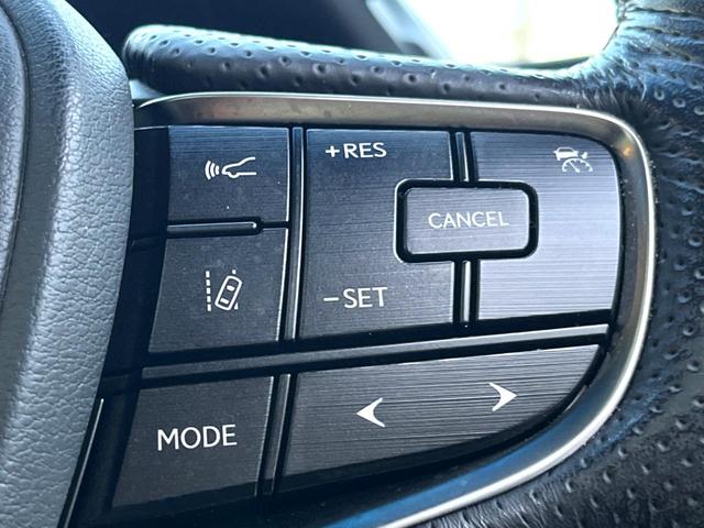 ＥＳ ＥＳ３００ｈ　Ｆスポーツ　マークレビンソン　黒革　ムールーフ　ブラインドスポット　セーフティシステムプラス　純正１２．３インチナビ　バックカメラ　純正１９インチＡＷ　革巻きステアリング　ステアリングヒーター　三眼ＬＥＤヘッド（9枚目）