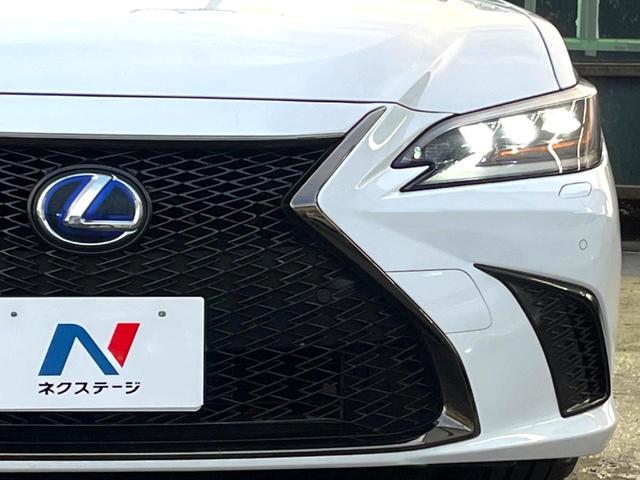 ＥＳ ＥＳ３００ｈ　Ｆスポーツ　マークレビンソン　黒革　ムールーフ　ブラインドスポット　セーフティシステムプラス　純正１２．３インチナビ　バックカメラ　純正１９インチＡＷ　革巻きステアリング　ステアリングヒーター　三眼ＬＥＤヘッド（25枚目）