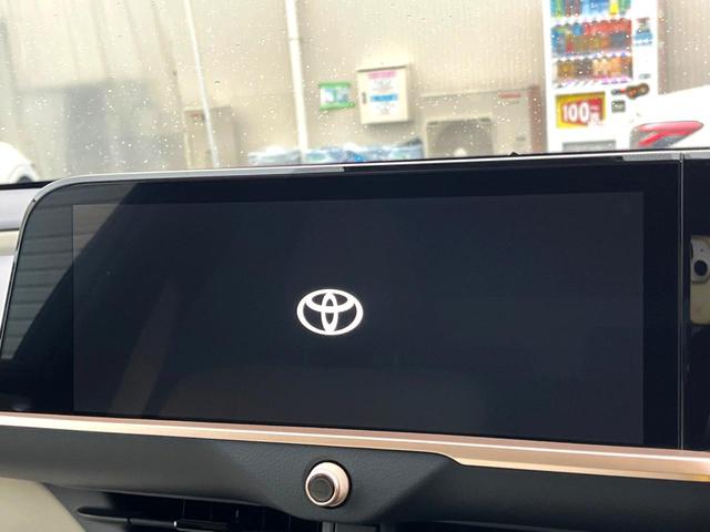 クラウンクロスオーバー Gアドバンスド・レザーパッケージ モデリスタエアロパーツセット フロマージュ革シート 純正12.3インチディスプレイオーディオ パノラミックビュー セーフティセンス 4眼LEDヘッド メモリー付パワーシート シートベンチレーション(4枚目)