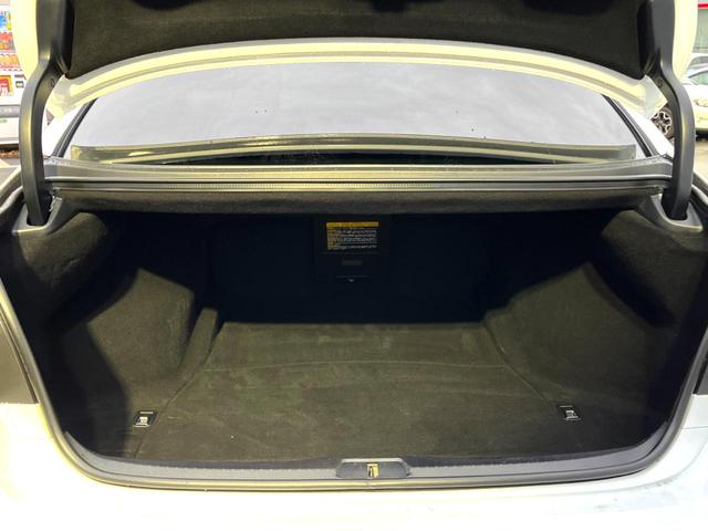 ＬＳ ＬＳ４６０　バージョンＣ　Ｉパッケージ　後期ムーンルーフ　モデリスタフロントスポイラー　プリクラッシュ　茶革　純正ナビ　バックカメラ　レーダークルーズ　ブラインドスポット　純正１８インチＡＷ　メモリー付パワーシート　ウッドコンビステアリング（15枚目）