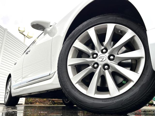 ＬＳ ＬＳ４６０　バージョンＣ　Ｉパッケージ　後期ムーンルーフ　モデリスタフロントスポイラー　プリクラッシュ　茶革　純正ナビ　バックカメラ　レーダークルーズ　ブラインドスポット　純正１８インチＡＷ　メモリー付パワーシート　ウッドコンビステアリング（18枚目）