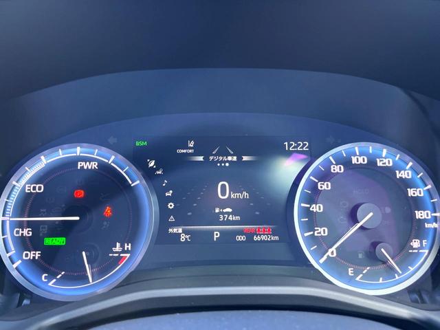 クラウンハイブリッド ＲＳアドバンス　後期　ムーンルーフ　黒革　純正１２．３インチナビ　パノラミックビュー　セーフティセンス　ブラインドスポット　メモリー付パワーシート　シートベンチレーション　三眼ＬＥＤヘッド　純正１８インチＡＷ　禁煙車（34枚目）