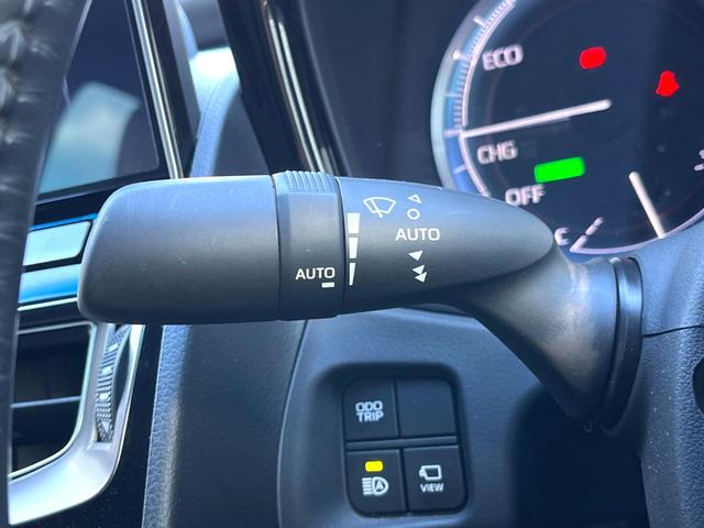 クラウンハイブリッド ＲＳアドバンス　後期　ムーンルーフ　黒革　純正１２．３インチナビ　パノラミックビュー　セーフティセンス　ブラインドスポット　メモリー付パワーシート　シートベンチレーション　三眼ＬＥＤヘッド　純正１８インチＡＷ　禁煙車（36枚目）