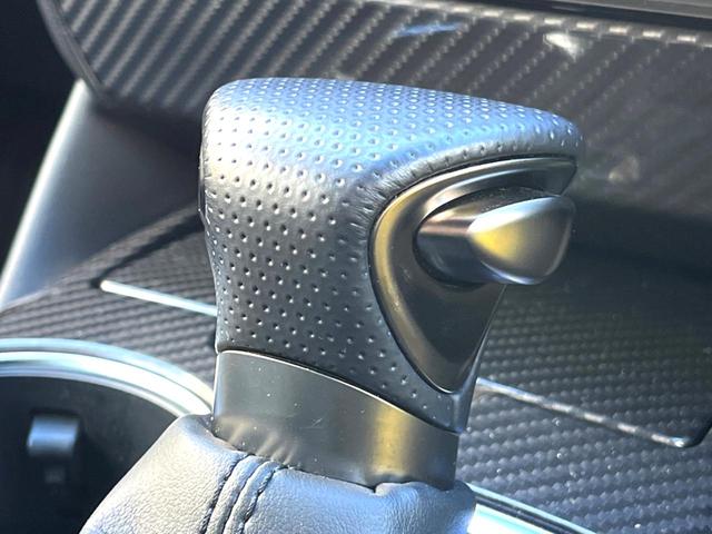 クラウンハイブリッド ＲＳアドバンス　後期　ムーンルーフ　黒革　純正１２．３インチナビ　パノラミックビュー　セーフティセンス　ブラインドスポット　メモリー付パワーシート　シートベンチレーション　三眼ＬＥＤヘッド　純正１８インチＡＷ　禁煙車（54枚目）