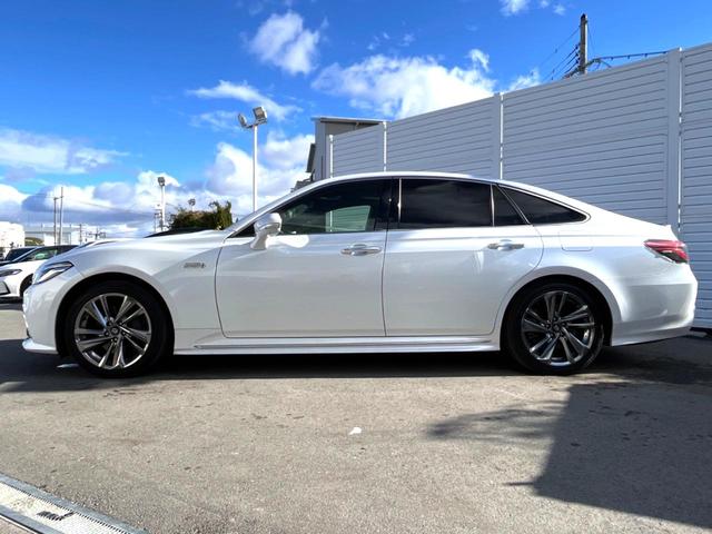 クラウンハイブリッド ＲＳアドバンス　後期　ムーンルーフ　黒革　純正１２．３インチナビ　パノラミックビュー　セーフティセンス　ブラインドスポット　メモリー付パワーシート　シートベンチレーション　三眼ＬＥＤヘッド　純正１８インチＡＷ　禁煙車（68枚目）