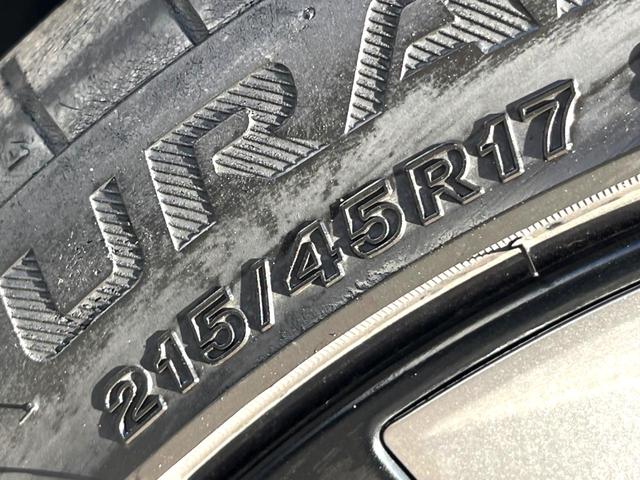 プリウス Ｓツーリングセレクション　後期　モデリスタフルエアロ　純正８インチディスプレイオーディオ　パノラミックビュー　セーフティセンス　インテリジェントクリアランスソナー　黒合皮シート　シートヒーター　ＬＥＤヘッド　純正１７インチＡＷ（26枚目）