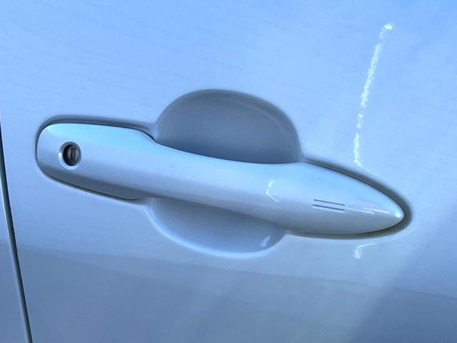 プリウス Ｓツーリングセレクション　後期　モデリスタフルエアロ　純正８インチディスプレイオーディオ　パノラミックビュー　セーフティセンス　インテリジェントクリアランスソナー　黒合皮シート　シートヒーター　ＬＥＤヘッド　純正１７インチＡＷ（39枚目）