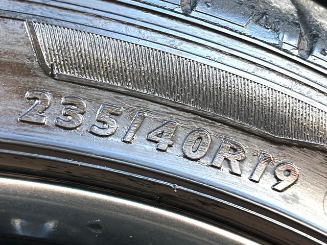 ＲＣ ＲＣ３００ｈ　Ｆスポーツ　後期　ムーンルーフ　角型三眼ＬＥＤヘッド　黒革　純正１０．３インチナビ　バックカメラ　クリアランスソナー　ブラインドスポット　パワーシート　シートベンチレーション　レーダークルーズ　純正１９インチＡＷ（35枚目）