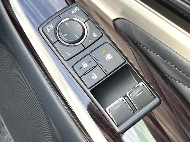 ＲＣ ＲＣ３００ｈ　Ｆスポーツ　後期　ムーンルーフ　角型三眼ＬＥＤヘッド　黒革　純正１０．３インチナビ　バックカメラ　クリアランスソナー　ブラインドスポット　パワーシート　シートベンチレーション　レーダークルーズ　純正１９インチＡＷ（40枚目）