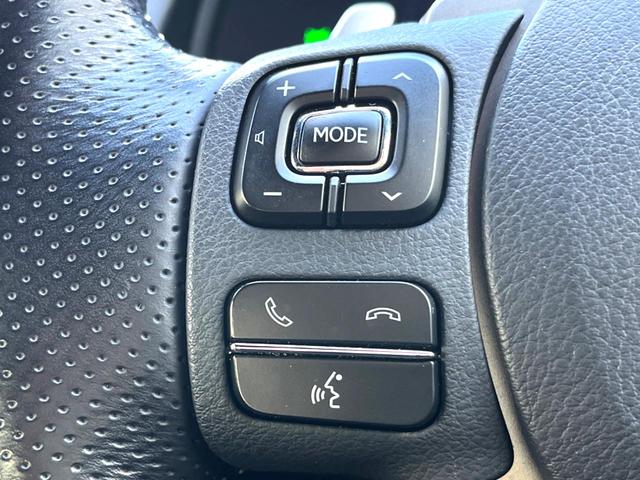 ＲＣ ＲＣ３００ｈ　Ｆスポーツ　後期　ムーンルーフ　角型三眼ＬＥＤヘッド　黒革　純正１０．３インチナビ　バックカメラ　クリアランスソナー　ブラインドスポット　パワーシート　シートベンチレーション　レーダークルーズ　純正１９インチＡＷ（42枚目）