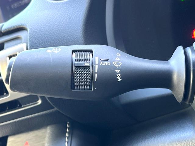 ＲＣ ＲＣ３００ｈ　Ｆスポーツ　後期　ムーンルーフ　角型三眼ＬＥＤヘッド　黒革　純正１０．３インチナビ　バックカメラ　クリアランスソナー　ブラインドスポット　パワーシート　シートベンチレーション　レーダークルーズ　純正１９インチＡＷ（43枚目）