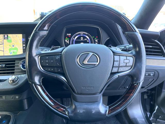 ＬＳ ＬＳ５００ｈ　エグゼクティブ　マークレビンソン　リアエンターテインメント　純正１２．３インチナビ　パノラミックビュー　デジタルインナーミラー　黒革　セーフティシステムプラス　メモリー付パワーシート　シートベンチレーション　ＢＳＭ（11枚目）