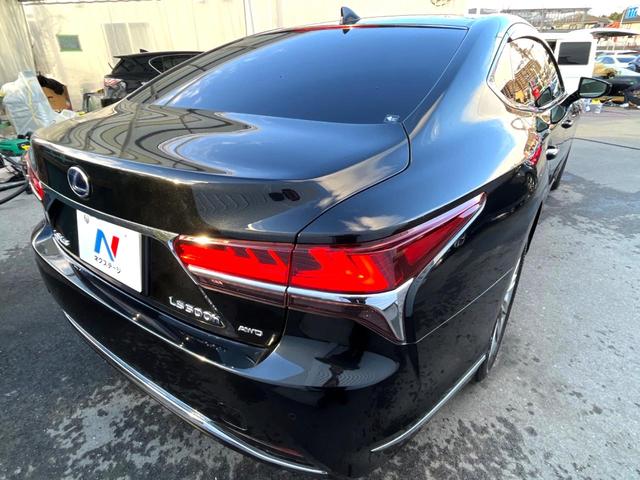 ＬＳ ＬＳ５００ｈ　エグゼクティブ　マークレビンソン　リアエンターテインメント　純正１２．３インチナビ　パノラミックビュー　デジタルインナーミラー　黒革　セーフティシステムプラス　メモリー付パワーシート　シートベンチレーション　ＢＳＭ（20枚目）