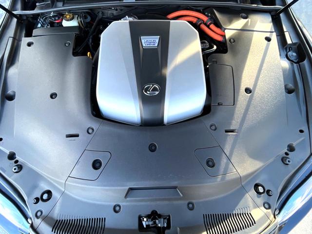 ＬＳ ＬＳ５００ｈ　エグゼクティブ　マークレビンソン　リアエンターテインメント　純正１２．３インチナビ　パノラミックビュー　デジタルインナーミラー　黒革　セーフティシステムプラス　メモリー付パワーシート　シートベンチレーション　ＢＳＭ（21枚目）