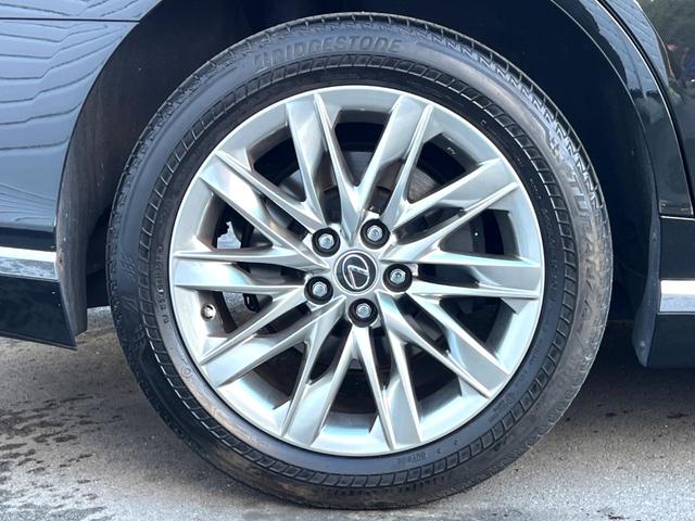 ＬＳ ＬＳ５００ｈ　エグゼクティブ　マークレビンソン　リアエンターテインメント　純正１２．３インチナビ　パノラミックビュー　デジタルインナーミラー　黒革　セーフティシステムプラス　メモリー付パワーシート　シートベンチレーション　ＢＳＭ（34枚目）