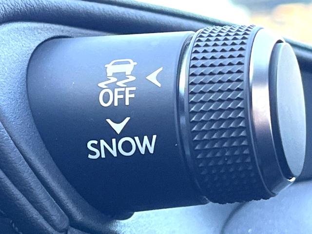 ＬＳ ＬＳ５００ｈ　エグゼクティブ　マークレビンソン　リアエンターテインメント　純正１２．３インチナビ　パノラミックビュー　デジタルインナーミラー　黒革　セーフティシステムプラス　メモリー付パワーシート　シートベンチレーション　ＢＳＭ（56枚目）