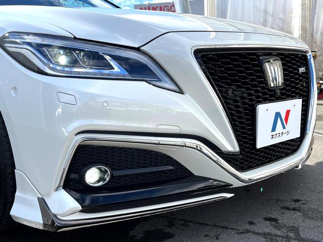 クラウンハイブリッド ＲＳ　リミテッド　モデリスタエアロ＆マフラー　セーフティパッケージプラス　ブラインドスポット　セーフティセンス　三眼ＬＥＤヘッド　純正ナビ　パノラミックビュー　パワーシート　シートヒーター　革巻きステアリング　禁煙車（3枚目）