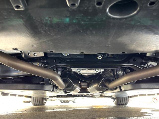 クラウンハイブリッド ＲＳ　リミテッド　モデリスタエアロ＆マフラー　セーフティパッケージプラス　ブラインドスポット　セーフティセンス　三眼ＬＥＤヘッド　純正ナビ　パノラミックビュー　パワーシート　シートヒーター　革巻きステアリング　禁煙車（20枚目）