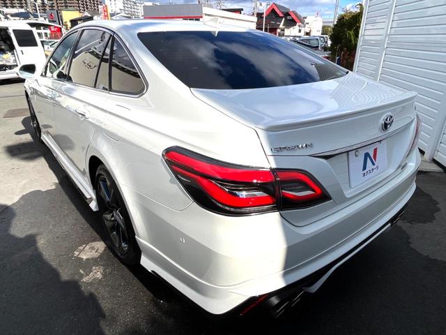 クラウンハイブリッド ＲＳ　リミテッド　モデリスタエアロ＆マフラー　セーフティパッケージプラス　ブラインドスポット　セーフティセンス　三眼ＬＥＤヘッド　純正ナビ　パノラミックビュー　パワーシート　シートヒーター　革巻きステアリング　禁煙車（27枚目）