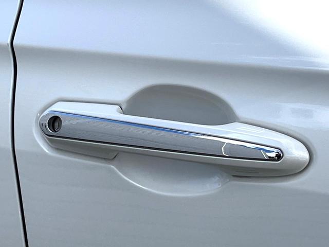 クラウンハイブリッド ＲＳ　リミテッド　モデリスタエアロ＆マフラー　セーフティパッケージプラス　ブラインドスポット　セーフティセンス　三眼ＬＥＤヘッド　純正ナビ　パノラミックビュー　パワーシート　シートヒーター　革巻きステアリング　禁煙車（33枚目）