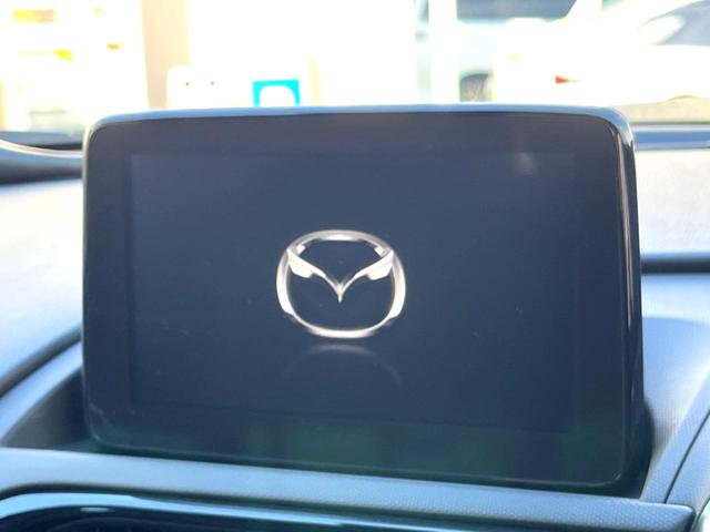 �y�}�c�_�R�l�N�g�z�ԓ��̕��͋C�Ƀ}�b�`������̌^�^�C�v�̃f�B�X�v���C�B�e����q�ݒ��a�����������������Đ����A�l�X�ȋ@�\���y���߂܂��B��p�r�c�J�[�h�̂��w���ŁA�i�r�@�\���g�p�o���܂��B