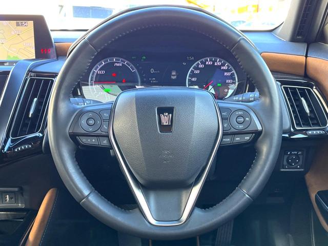 �y�����v�����X�e�A�����O�z�㎿�Ȋv���g�p���邱�ƂŁA��ɂ����������݂ƂĂ��^�]���₷���n���h���ł���