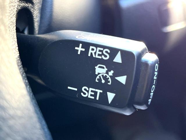 �y���[�_�[�N���[�Y�R���g���[���z�������H�ł̒��������s���y�ɁI�I�����ő��x��ۂN���[�Y�R���g���[�����A�Փˌy���V�X�e���ƘA�g���A�O���̎ԗ������m���ĎԊԂ�ۂ悤�ɑ��x���߂��Ă���܂��I�I