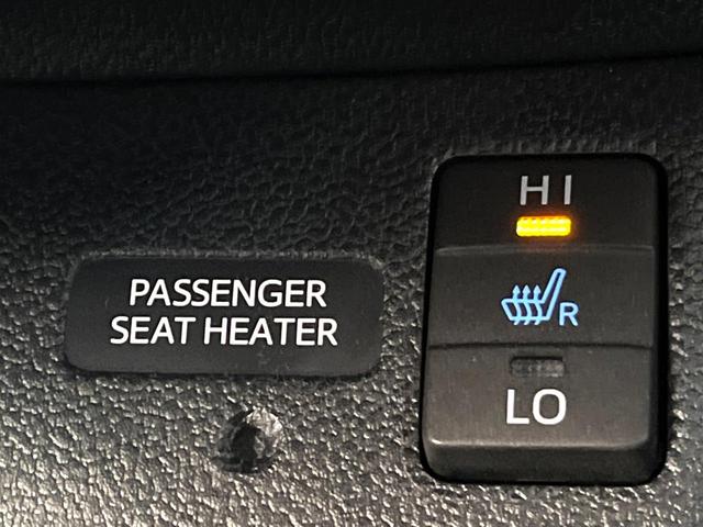 プリウス Sツーリングセレクション モデリスタエアロ 純正ナビ バックカメラ LEDヘッド 黒合皮シート シートヒーター 純正17インチブラック塗装AW 横滑り防止 ETC スマートキー オートライト Bluetooth 禁煙車(6枚目)