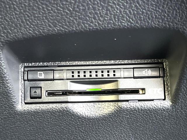 プリウス Sツーリングセレクション モデリスタエアロ 純正ナビ バックカメラ LEDヘッド 黒合皮シート シートヒーター 純正17インチブラック塗装AW 横滑り防止 ETC スマートキー オートライト Bluetooth 禁煙車(7枚目)