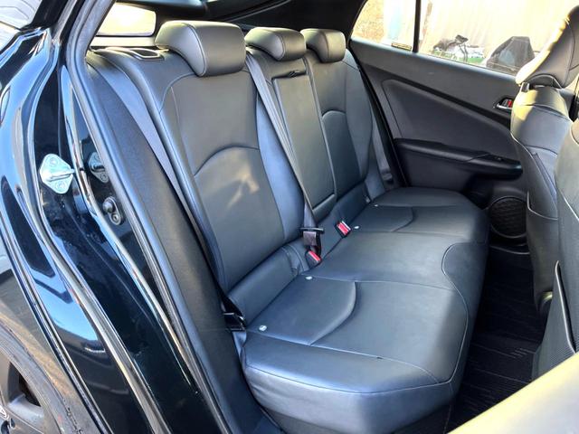 プリウス Sツーリングセレクション モデリスタエアロ 純正ナビ バックカメラ LEDヘッド 黒合皮シート シートヒーター 純正17インチブラック塗装AW 横滑り防止 ETC スマートキー オートライト Bluetooth 禁煙車(10枚目)