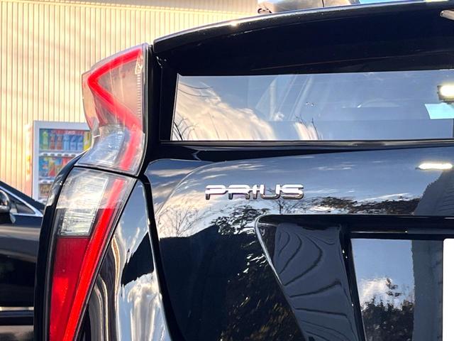 プリウス Sツーリングセレクション モデリスタエアロ 純正ナビ バックカメラ LEDヘッド 黒合皮シート シートヒーター 純正17インチブラック塗装AW 横滑り防止 ETC スマートキー オートライト Bluetooth 禁煙車(29枚目)