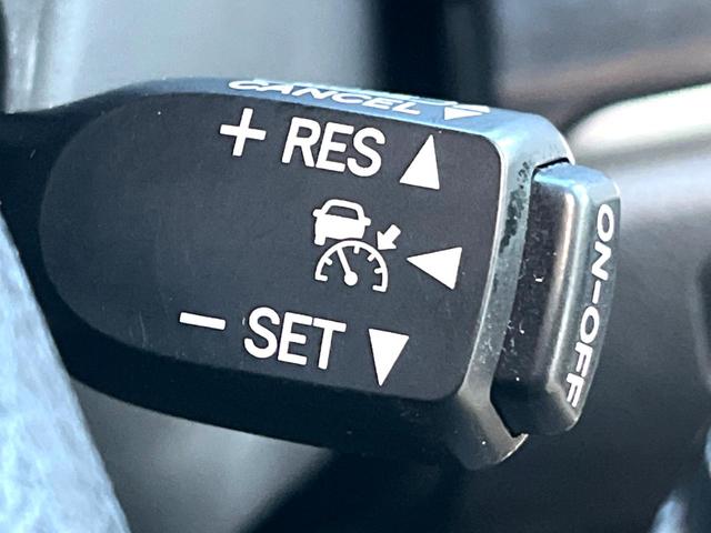 クラウン アスリートＳ　モデリスタエアロ　プリクラッシュセーフティ　レーダークルーズ　インテリジェントクリアランスソナー　黒革シート　シートベンチレーション　純正ナビ　バックソナー　ＨＩＤヘッドライト　純正１７インチＡＷ（7枚目）