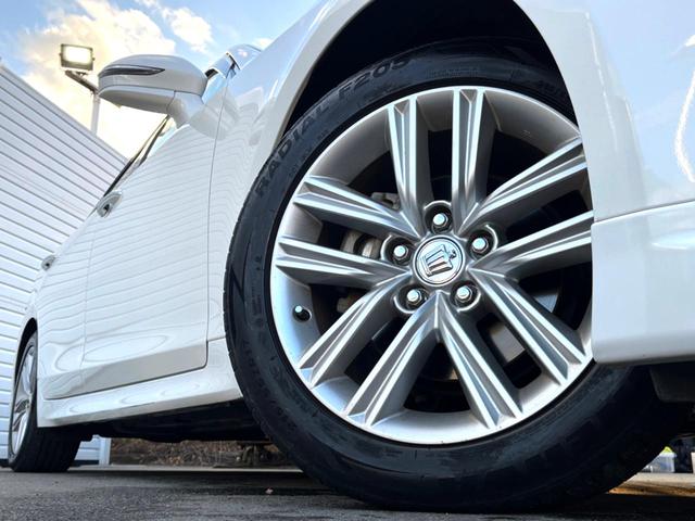 クラウン アスリートＳ　モデリスタエアロ　プリクラッシュセーフティ　レーダークルーズ　インテリジェントクリアランスソナー　黒革シート　シートベンチレーション　純正ナビ　バックソナー　ＨＩＤヘッドライト　純正１７インチＡＷ（16枚目）